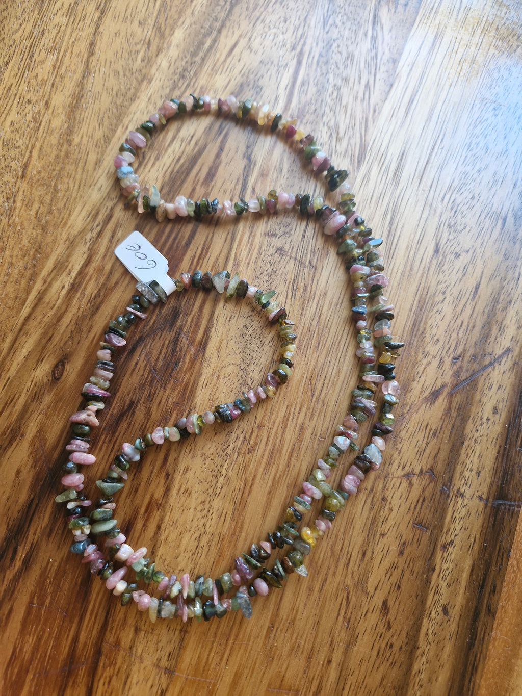 Long collier baroque en tourmaline multicouleur