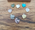 Petit cœur avec sa chaîne argentée
