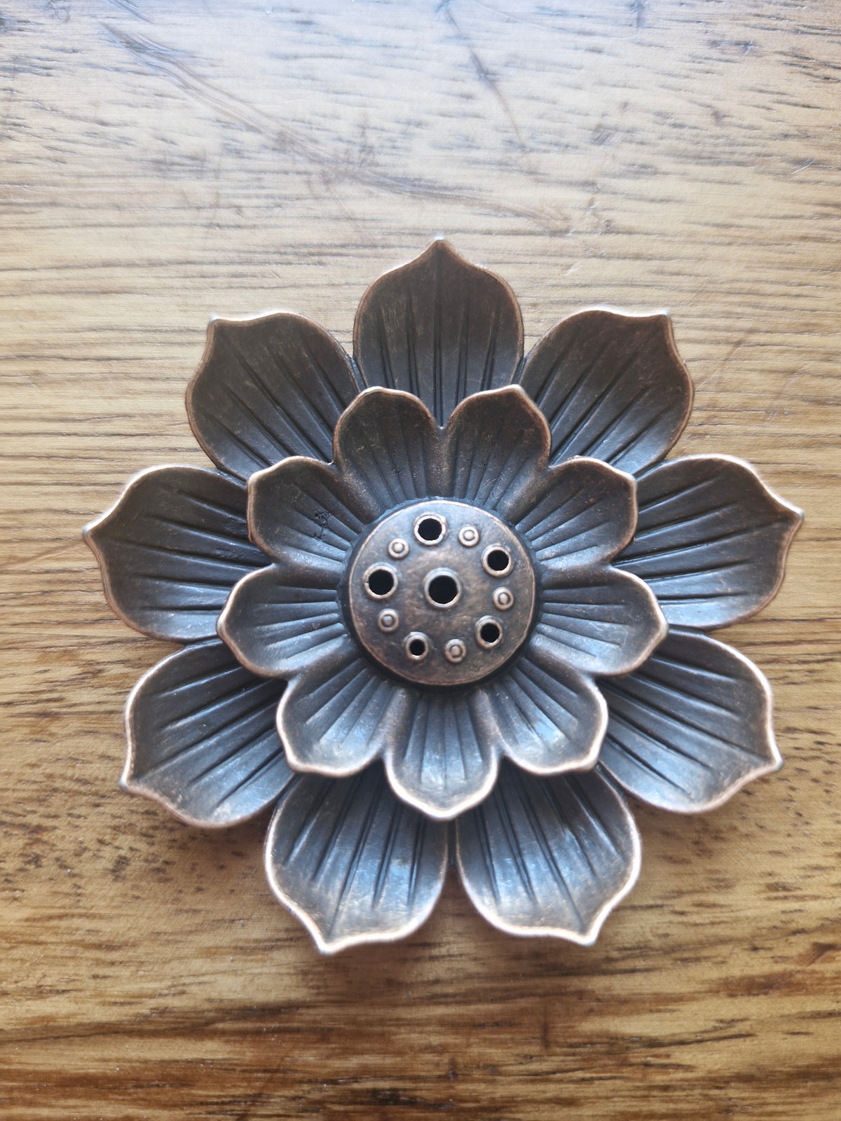 Porte-encens en métal fleur de lotus