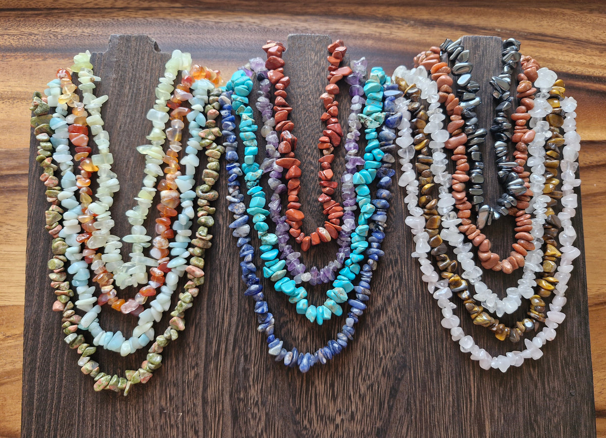 Collier baroque en minéraux bruts