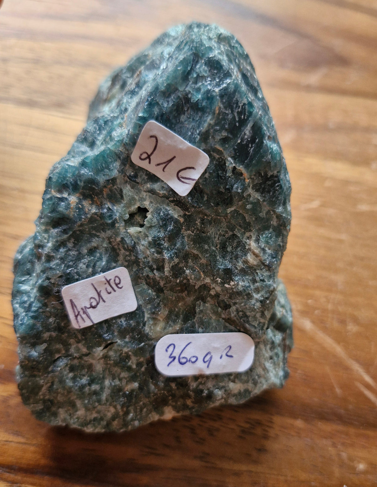 Apatite brute
