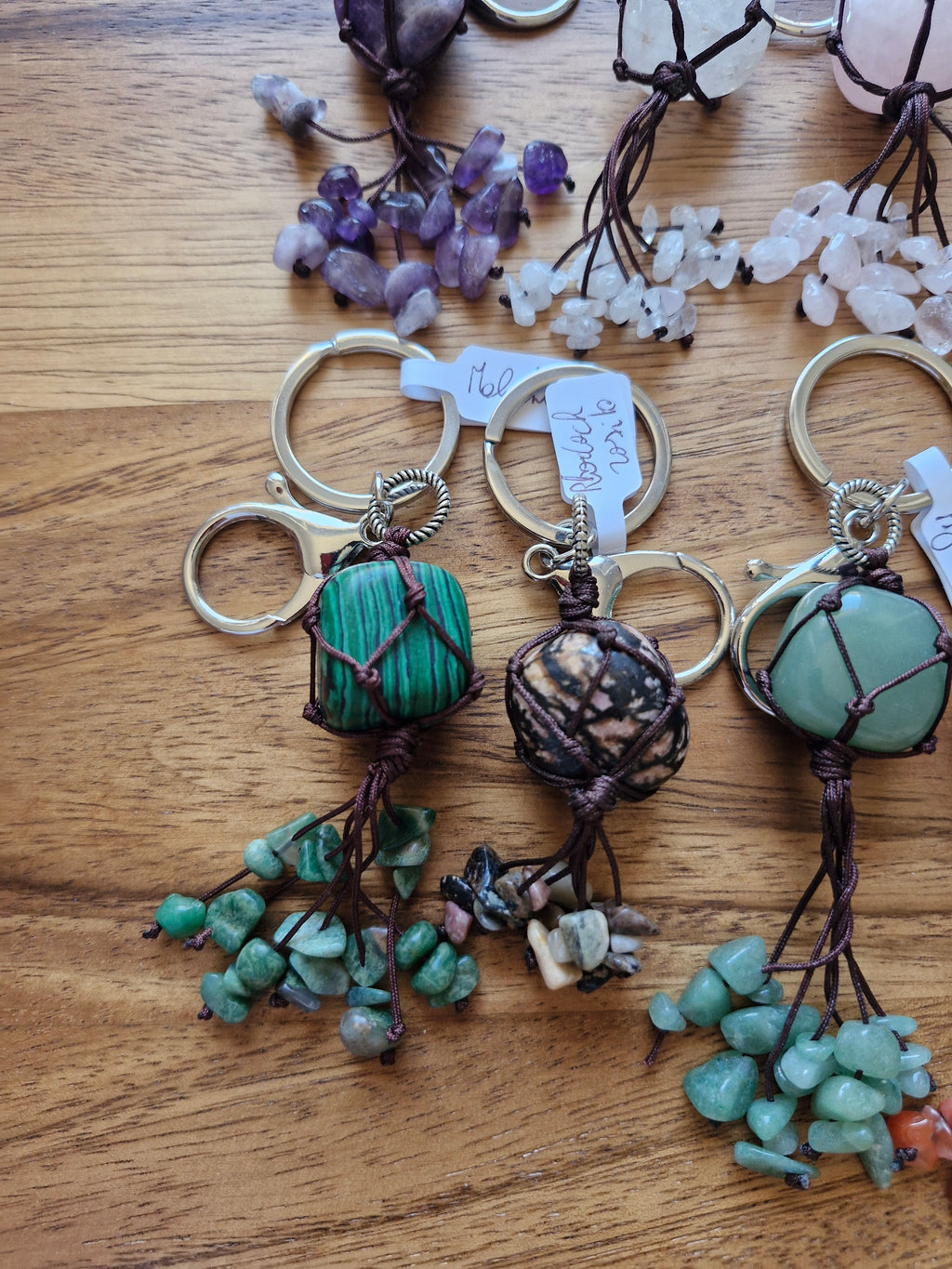 Porte-clés minéraux naturels – Pierre polie artisanale